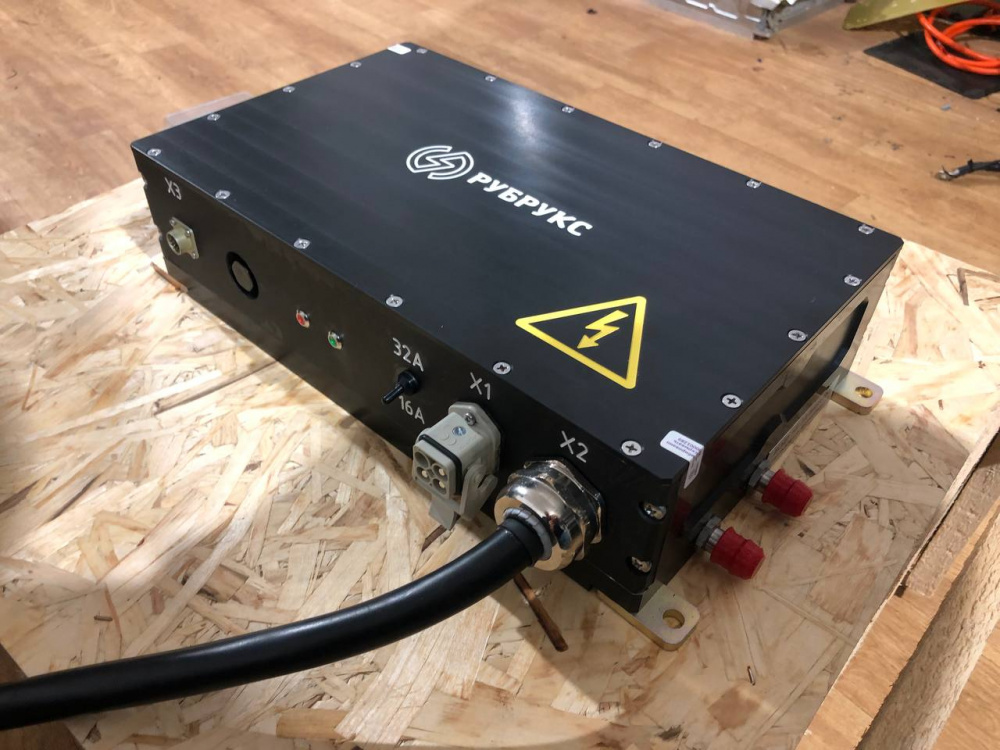 Зарядное устройство бортовое RUBRUKS RBC-600-7